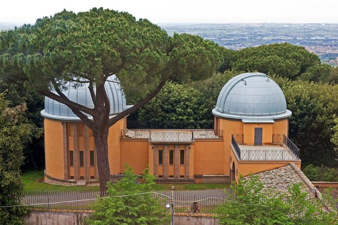 Vatikano observatorija Kastel Gandolfe / H. Raab / Wikimedia Commons, CC BY-SA 4.0.
